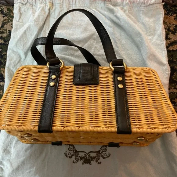 Y2K Juicy Couture Natural Tan Wicker Tote with Black Trim & Heart Lock - Picture 4 of 7